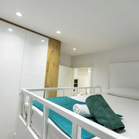 Luxury Apartament Downtown Appartement Vlorë