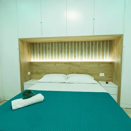 Luxury Apartament Downtown Vlorë