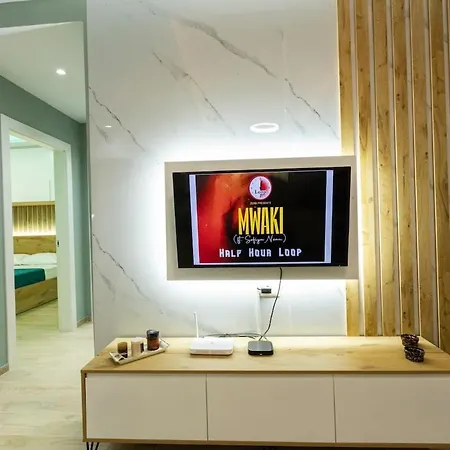 Appartement Luxury Apartament Downtown Vlorë